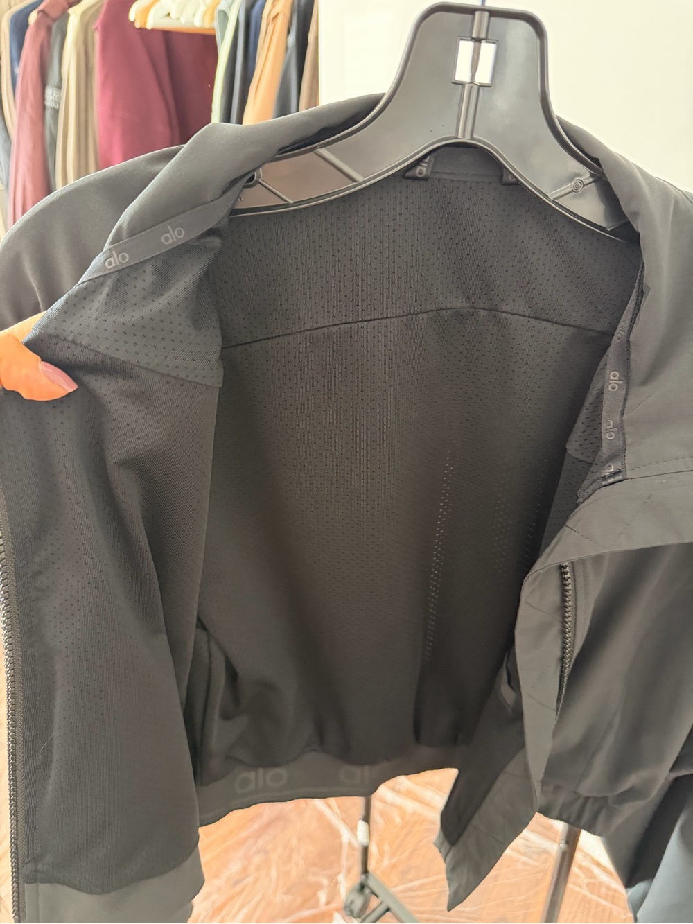 ALO Yoga Clubhouse Jacket - Picture 3 of 6